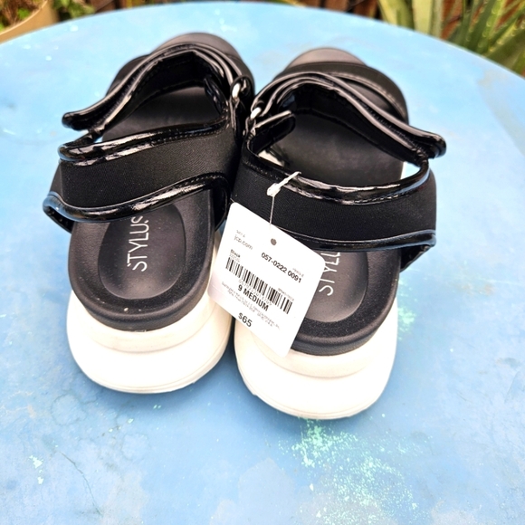 Stylus Black Platform Sandals Size 9 - Picture 10 of 16